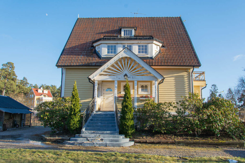 Terrassering & Nyläggning av Marksten Villa. Mariefred Sörmland
